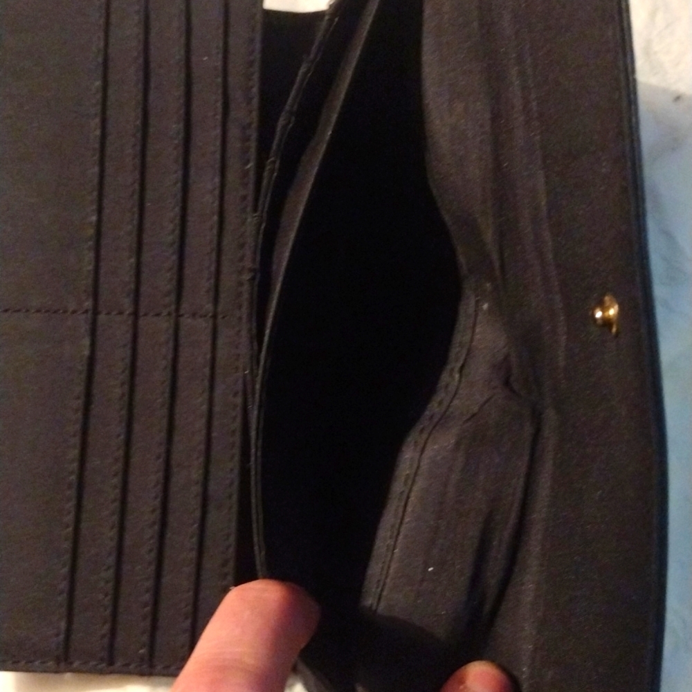 Wallet - Picture 4 of 4